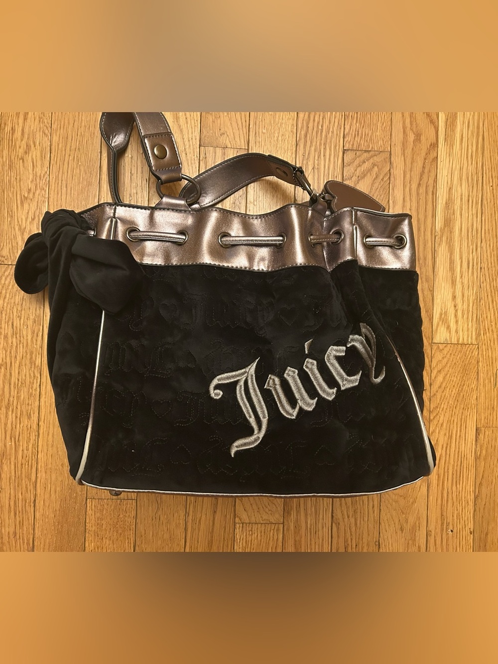 Authentic Juicy Couture Black Gunmetal Daydreamer Bag